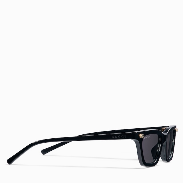 Cat eye frame sunglasses