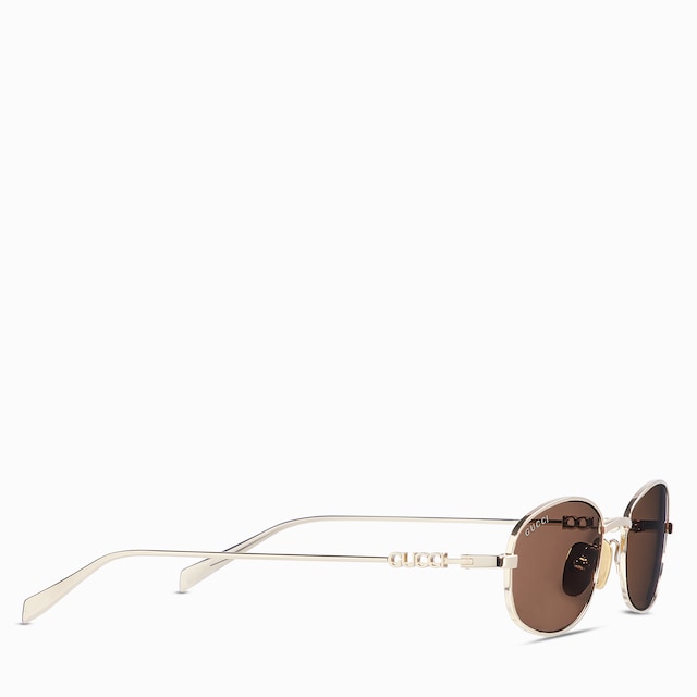 Oval frame sunglasses