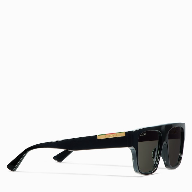Sonnenbrille mit rechteckigem Rahmen