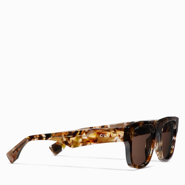Sonnenbrille mit rechteckigem Rahmen