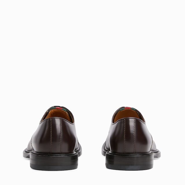 Men's lace up shoe