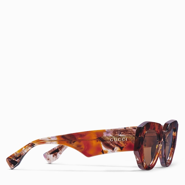 Cat eye frame sunglasses