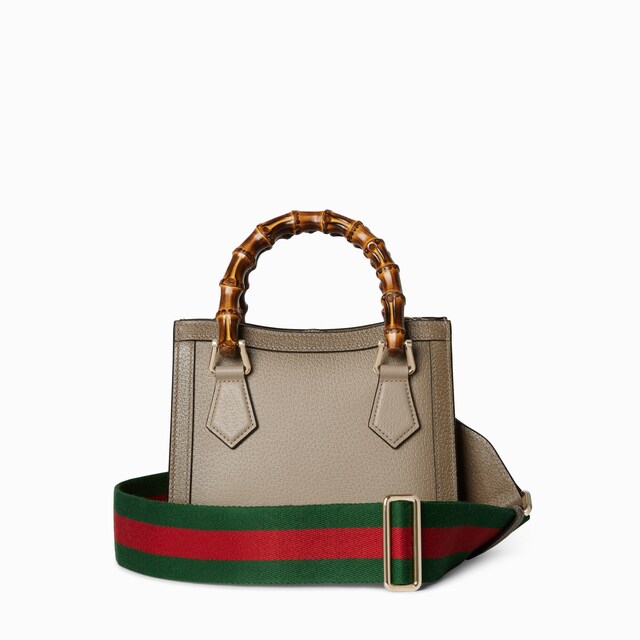 حقيبة اليد الكبيرة صغيرة الحجم بتقليم من جلد النعامة Gucci Diana
