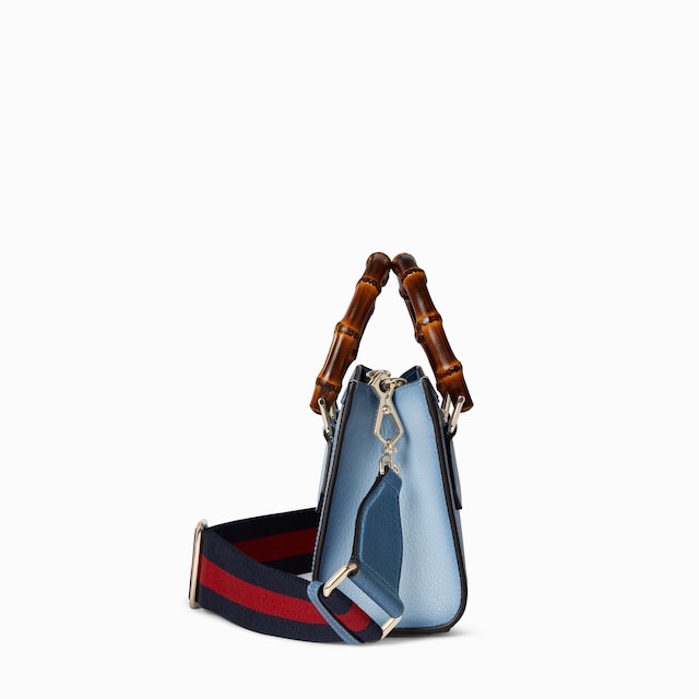 حقيبة اليد الكبيرة صغيرة الحجم بتقليم من جلد النعامة Gucci Diana