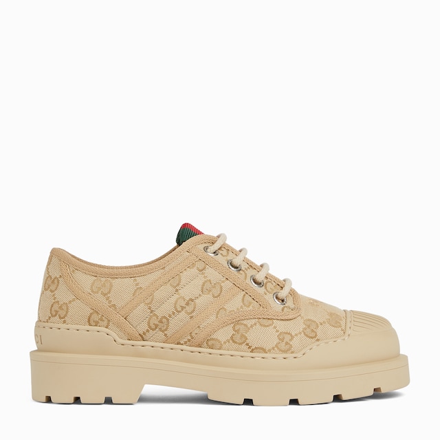 Women's lace-up shoe with Web