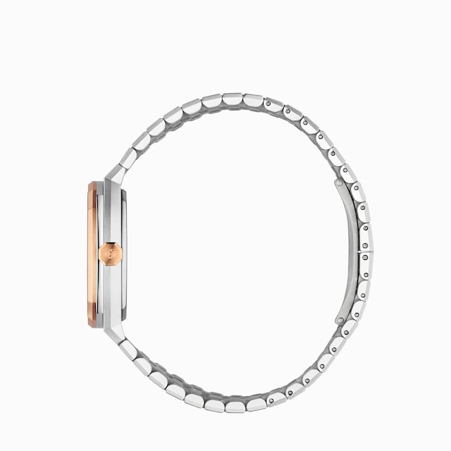 〔GUCCI 25H〕ウォッチ（30 mm）