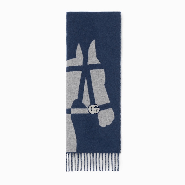 Wool scarf with jacquard motif