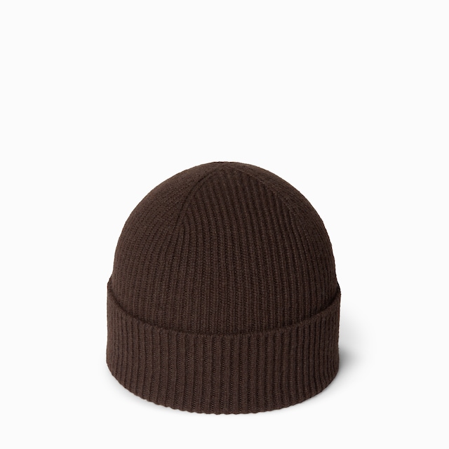 Cashmere hat with patch