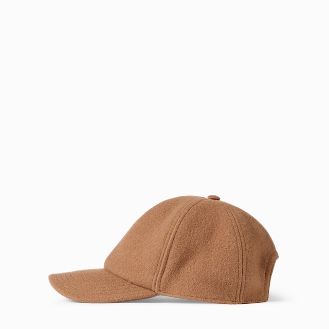 Wool baseball hat with embroidery
