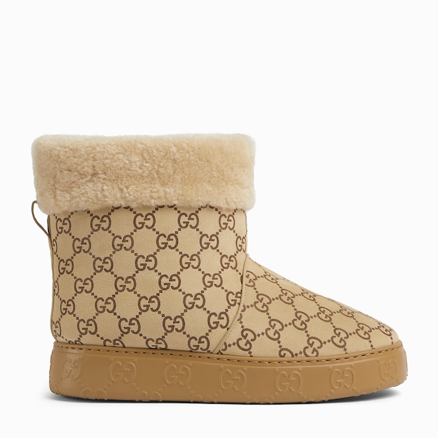 Women's boot with merino wool lining