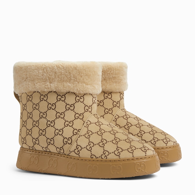 Women's boot with merino wool lining