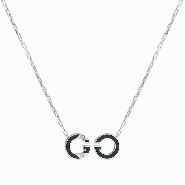 Collar con colgante Gucci Interlocking