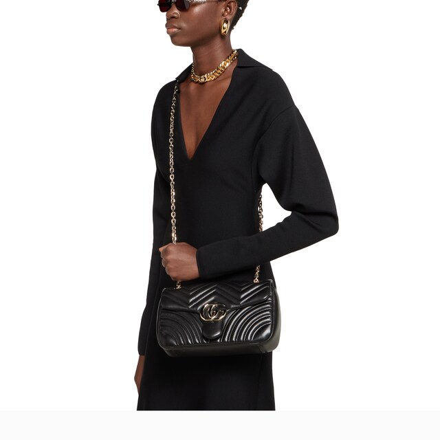 GG Marmont medium shoulder bag