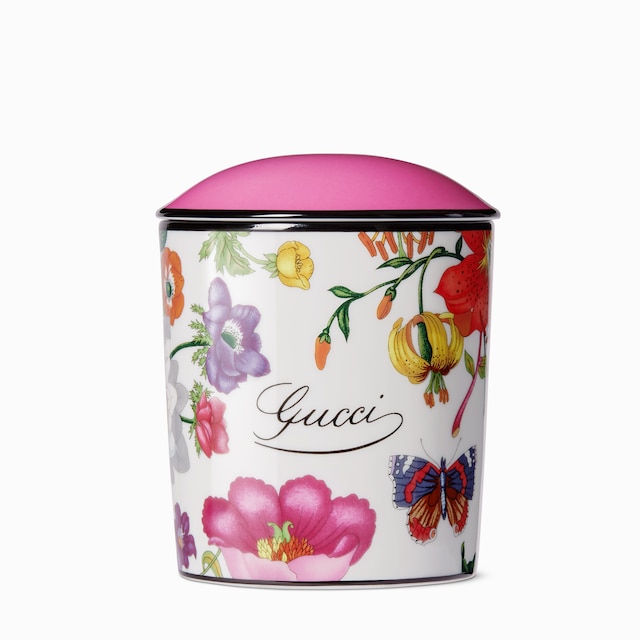 شمعة بطبعة Gucci Flora، بعطر فريزيا