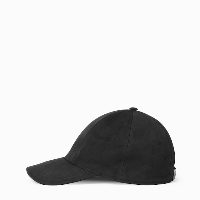 Fabric baseball hat with embroidery