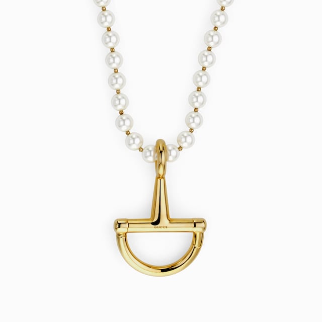 Necklace with stirrup