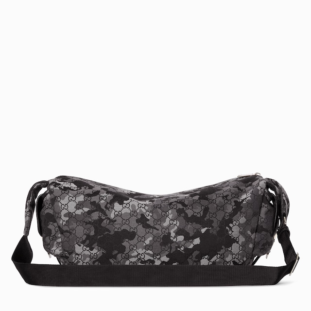 กระเป๋า GG canvas large crossbody bag