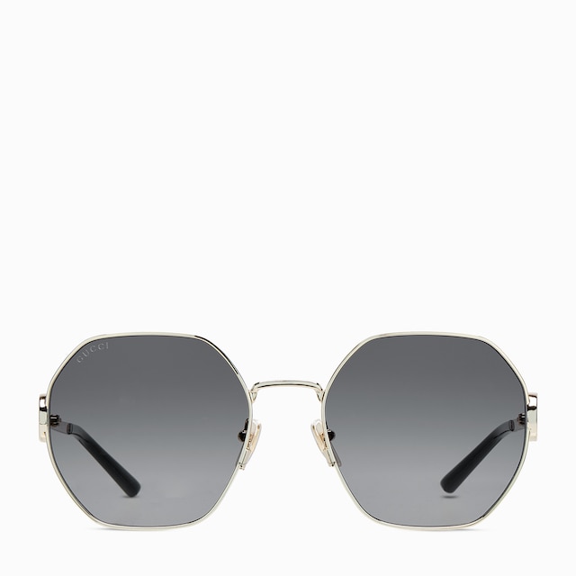Oval frame sunglasses