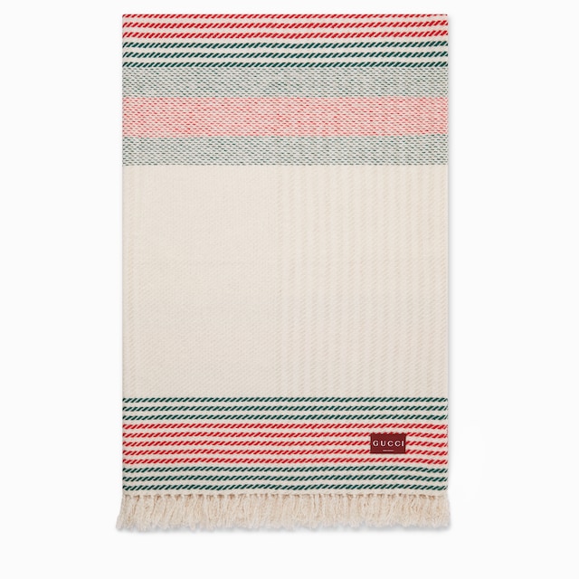 Cashmere jacquard blanket with Web 