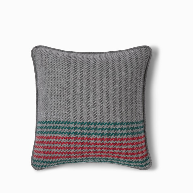 وسادة من جاكارد الكشمير مع شريط ويب 