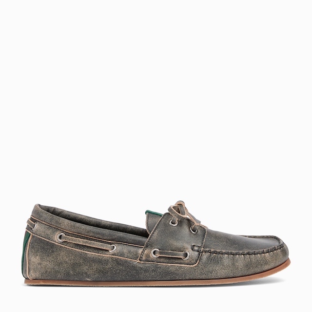 Men's boat shoe