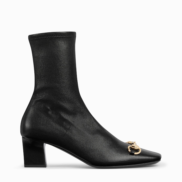 여성 시뇨라 부티