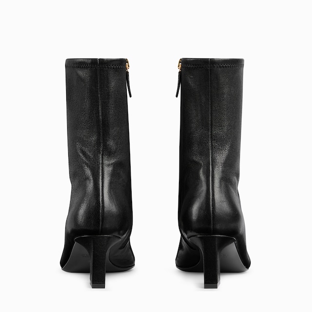 여성 시뇨라 부티