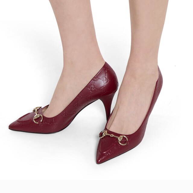 Women's pump with Horsebit - image 2