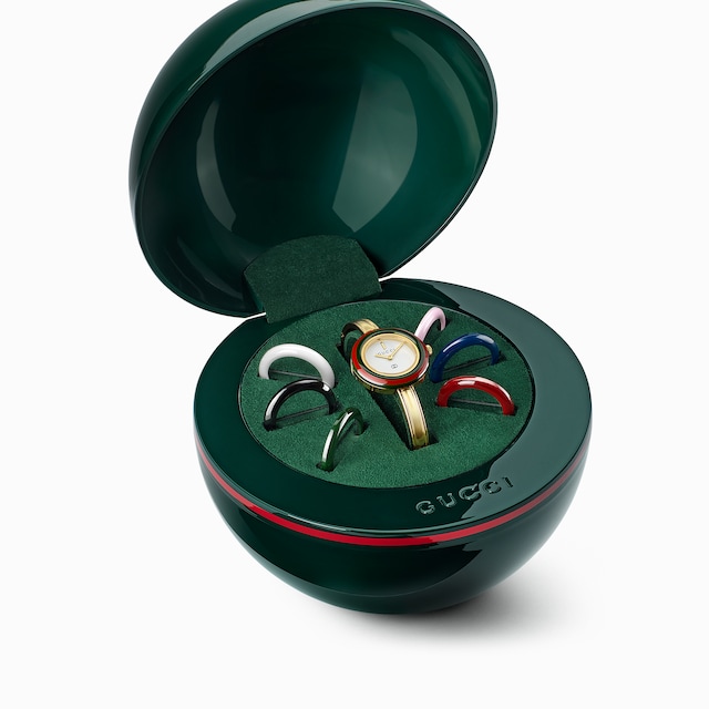 Gucci Play系列腕表，28毫米