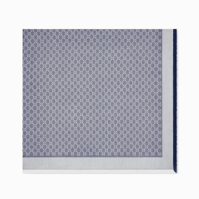 Chal de seda y lana con GG