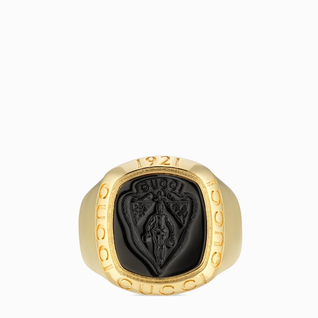 Sello con insignia de Gucci