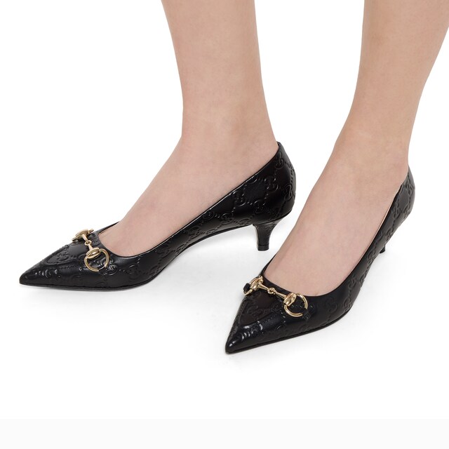 Women's pump with Horsebit