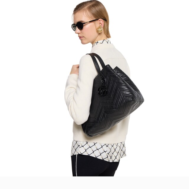 GG Marmont medium tote bag - image 2
