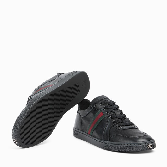 Women's Stretch low-top sneaker - image 4
