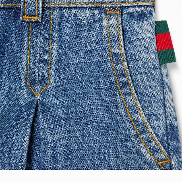 Babyshorts aus gebleichtem Denim