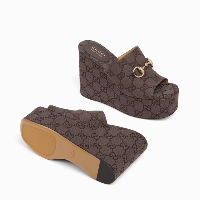 Women's wedge sandal with Horsebit - image 3