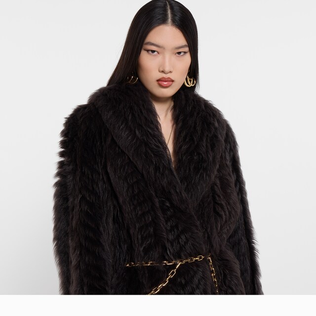 Soft long shearling coat - image 3