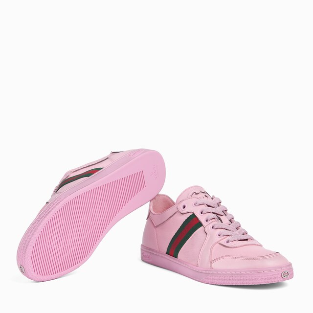 Women's Stretch low-top sneaker - image 4