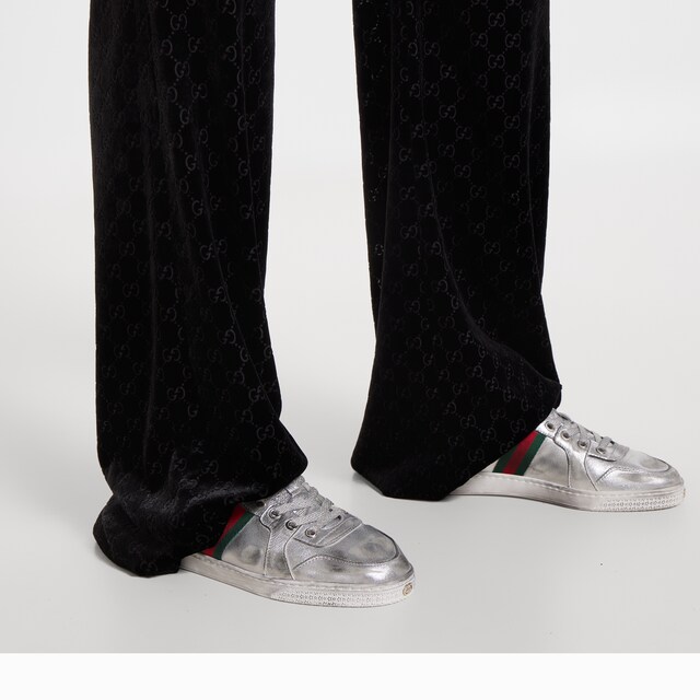 Women's Stretch low-top sneaker - image 2