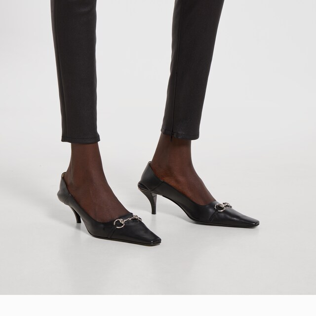 Women's Vittoria pump - image 4