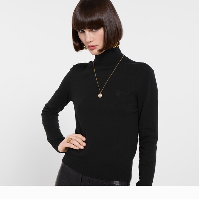 Knit wool turtleneck with embroidery - image 2