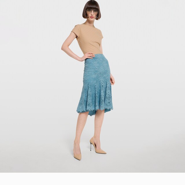 GG flower stretch lace skirt - image 2