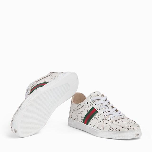 Men's Stretch low-top sneaker - image 3