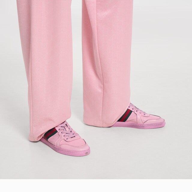 Women's Stretch low-top sneaker - image 2