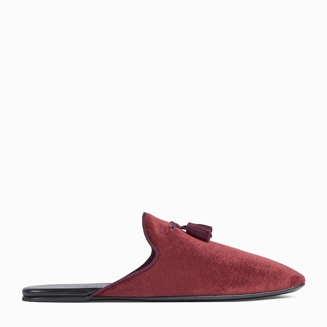 Men's slipper with tassel