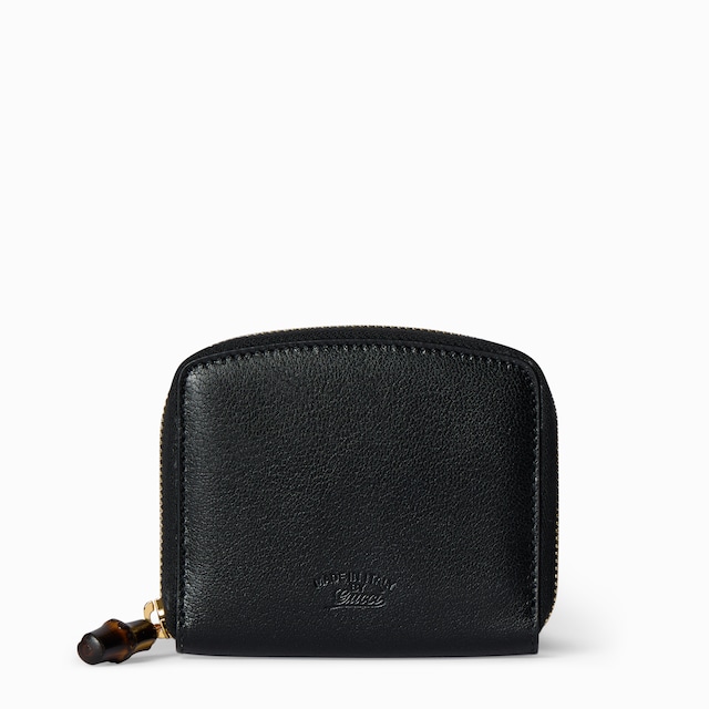 Small wallet with bamboo
