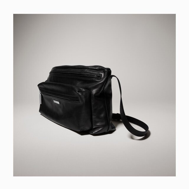 Gucci Tag medium crossbody bag - image 5