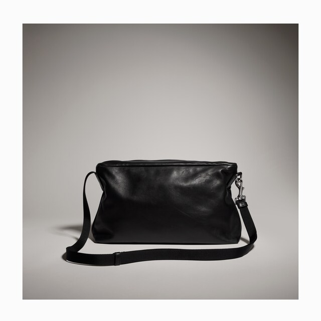 Gucci Tag medium crossbody bag - image 3