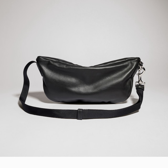 Gucci Tag medium crossbody bag - image 3