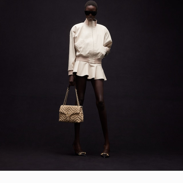 GG Marmont medium shoulder bag - image 2